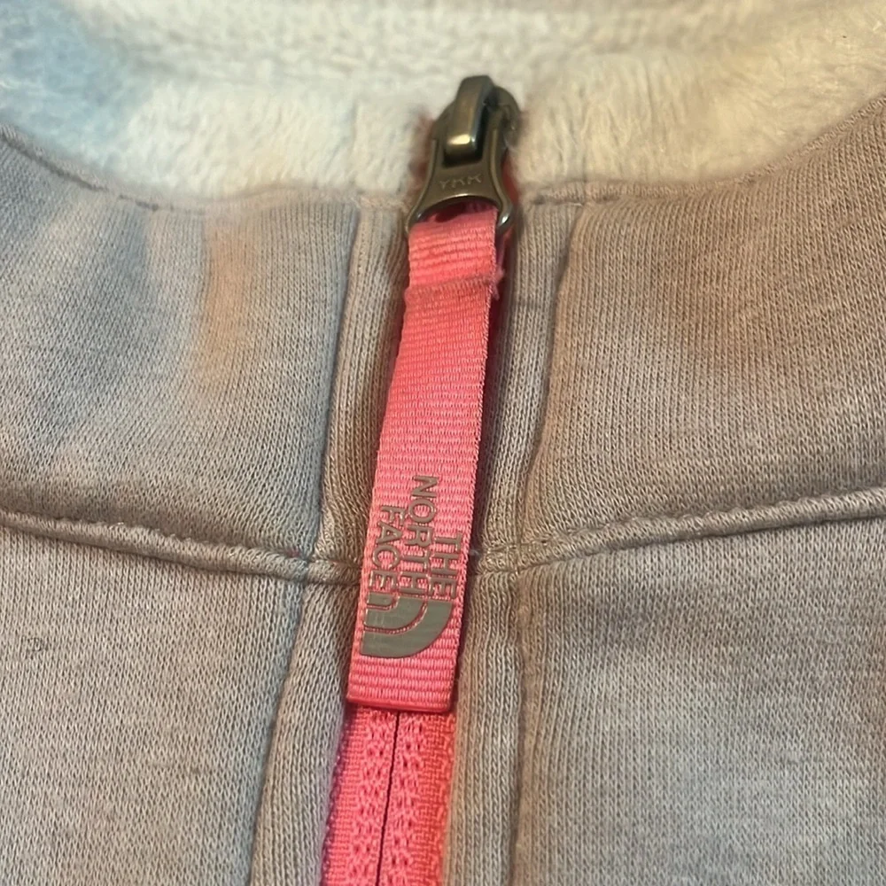 The North Face Dry Vent Waterproof Girls Sz L 14/16 Women Sz XS Windbreaker